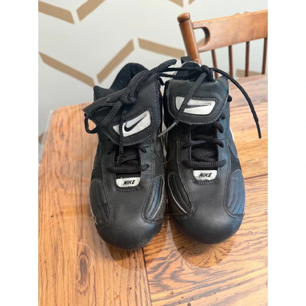 Nike land shark